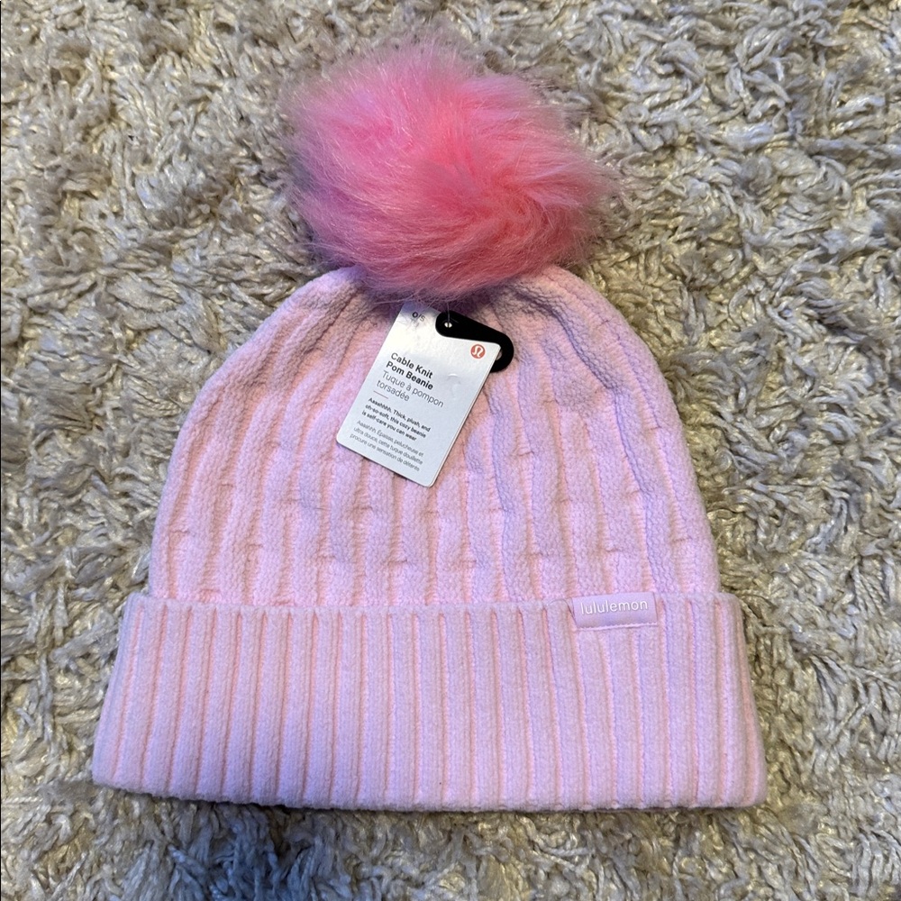 Lululemon Cable Knit Pom Beanie NWT - Picture 3 of 5